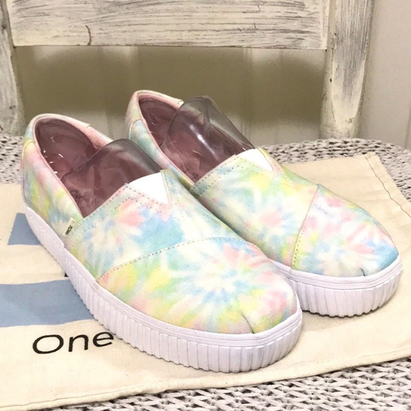 Toms Alpergata Indio Tie-Dyed Flats - Picture 4 of 16